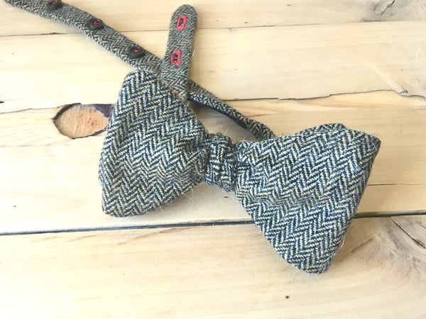 herring-to-the-bone bow tie