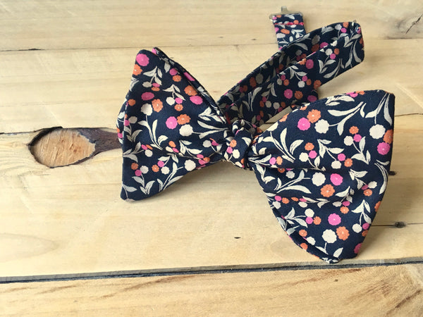 midnight summers dream bow tie