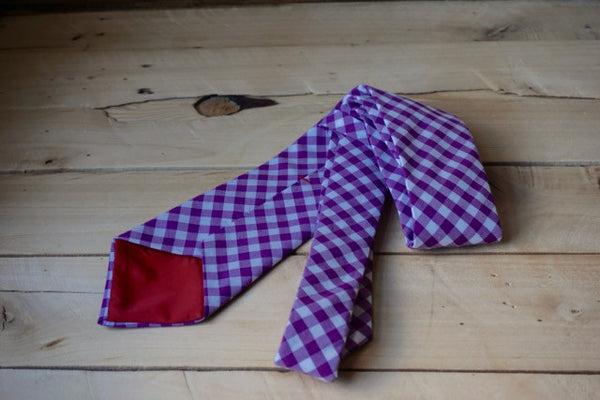 plum patches necktie